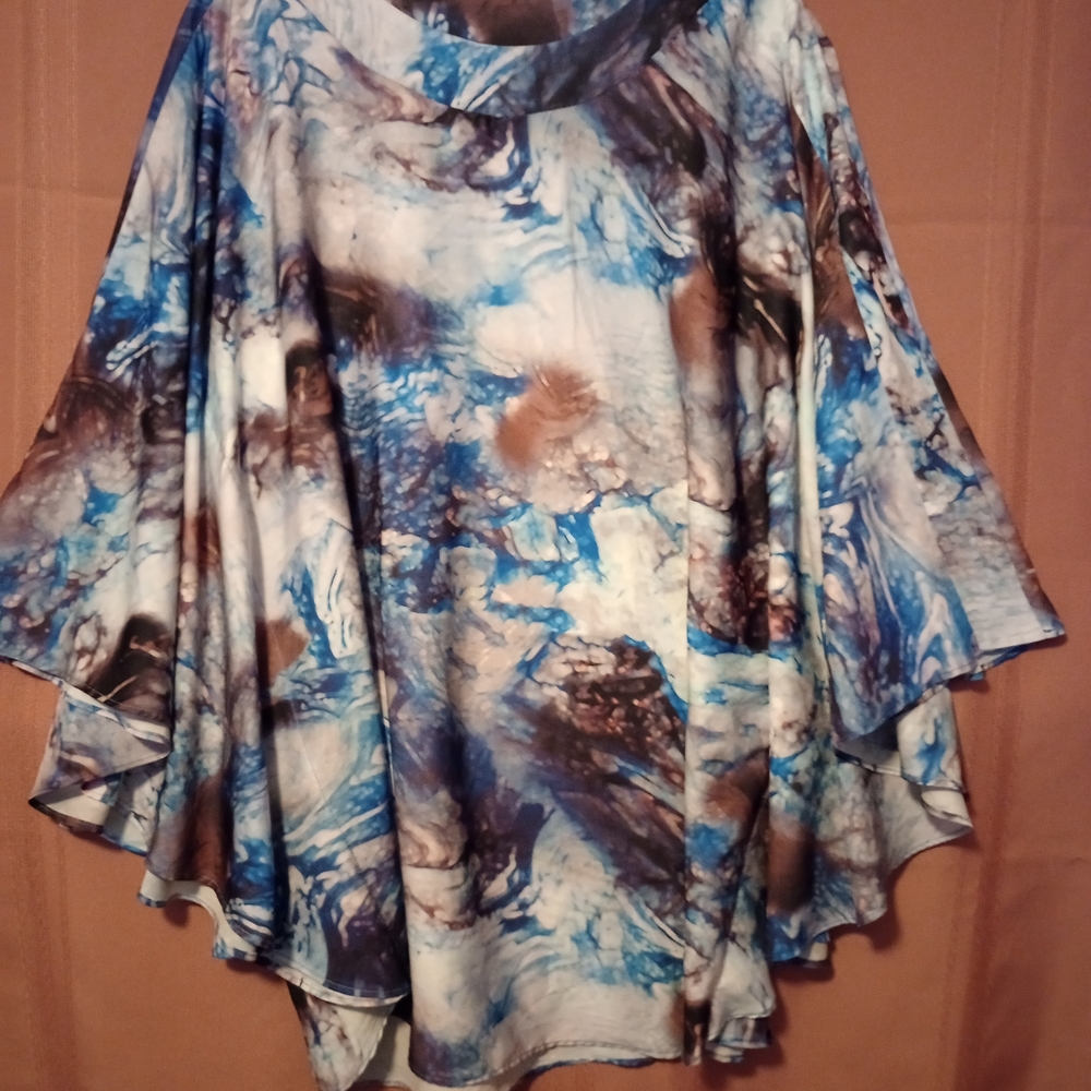 Peter Nygard Artistic Blue and Brown Tunic